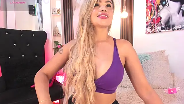 Agatha210 online show from November 1, 2025, 10:20 am