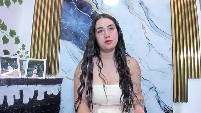 brittanyy20 online show from January 9, 2026, 1:07 pm