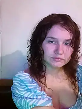 Lana a online show from October 5, 2025, 8:54 pm