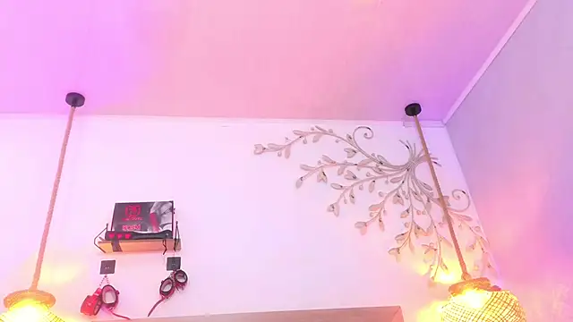 Daphnee-x online show from October 25, 2025, 11:09 am