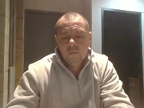 Snapshot of hugoboys4576 chatting on December 1, 2025, 4:08 pm hugoboys4576 online show from December 1, 2025, 4:08 pm