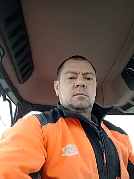 Snapshot of hugoboys4576 chatting on November 18, 2025, 8:50 am hugoboys4576 online show from November 18, 2025, 8:50 am