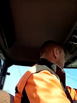 Snapshot of hugoboys4576 chatting on October 10, 2025, 8:59 am hugoboys4576 online show from October 10, 2025, 8:59 am