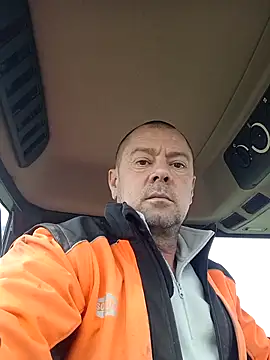 Snapshot of hugoboys4576 chatting on November 6, 2025, 1:15 pm hugoboys4576 online show from November 6, 2025, 1:15 pm