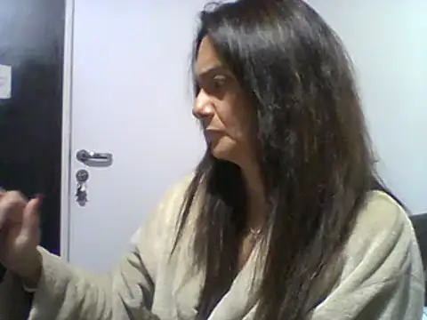 Snapshot of dulcefanny chatting on May 11, 2026, 12:34 am dulcefanny online show from May 11, 2026, 12:34 am