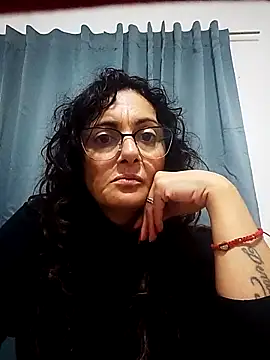 dulcefanny online show from June 10, 2026, 4:52 pm