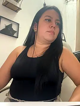 Snapshot of TessaCollinns chatting on December 3, 2025, 4:28 pm TessaCollinns online show from December 3, 2025, 4:28 pm