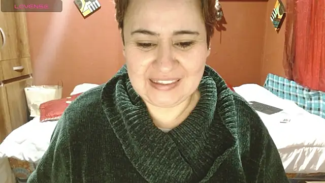 Snapshot of Sasharosee2 chatting on October 29, 2025, 12:15 pm Sasharosee2 online show from October 29, 2025, 12:15 pm