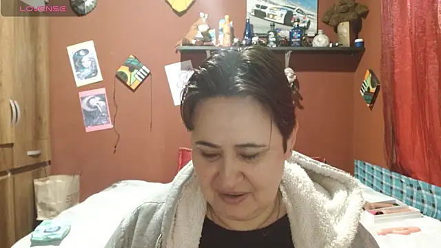 Snapshot of Sasharosee2 chatting on October 12, 2025, 12:17 pm Sasharosee2 online show from October 12, 2025, 12:17 pm