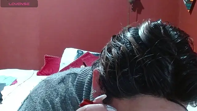 Snapshot of Sasharosee2 chatting on November 29, 2025, 1:33 pm Sasharosee2 online show from November 29, 2025, 1:33 pm