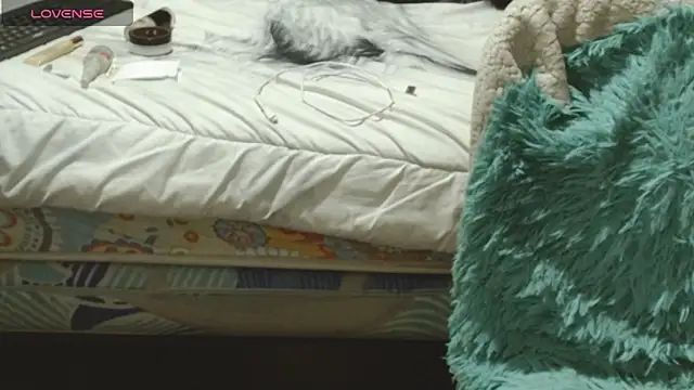 Snapshot of Sasharosee2 chatting on October 17, 2025, 12:18 pm Sasharosee2 online show from October 17, 2025, 12:18 pm