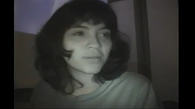  curiouskitten  online show from September 30, 2025, 3:12 am