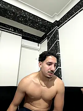 fuck   boyy online show from December 20, 2025, 9:56 am