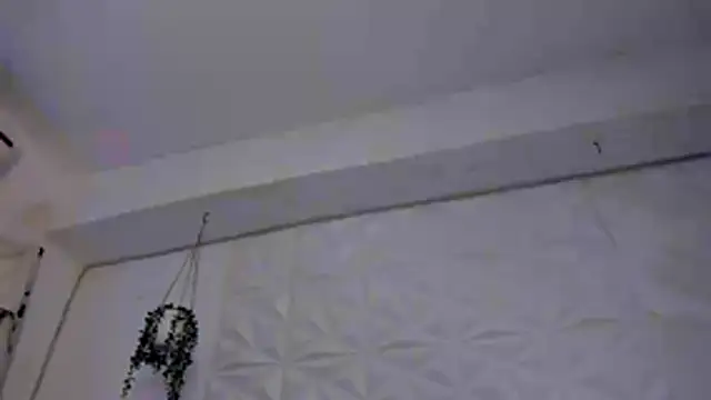 Snapshot of Dakota_x18 chatting on October 16, 2025, 7:33 pm Dakota x18 online show from October 16, 2025, 7:33 pm