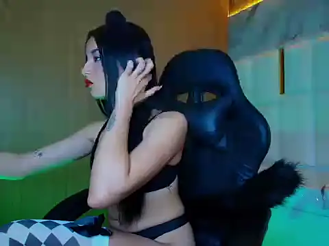 sophiadoll tf online show from October 16, 2025, 9:23 pm