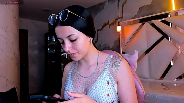 Snapshot of sophiadoll_tf chatting on July 18, 2026, 1:09 pm sophiadoll tf online show from July 18, 2026, 1:09 pm