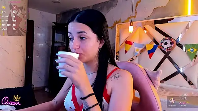 Snapshot of sophiadoll_tf chatting on July 14, 2026, 1:06 pm sophiadoll tf online show from July 14, 2026, 1:06 pm