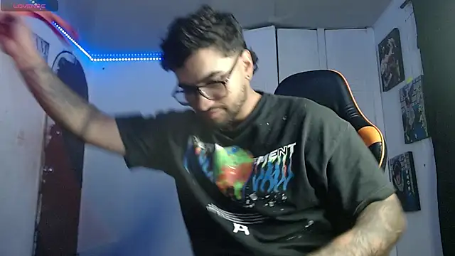 Snapshot of Chrys_harris77 chatting on November 29, 2025, 4:34 am Chrys harris77 online show from November 29, 2025, 4:34 am