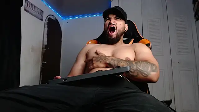 Snapshot of Chrys_harris77 chatting on October 10, 2025, 8:20 pm Chrys harris77 online show from October 10, 2025, 8:20 pm