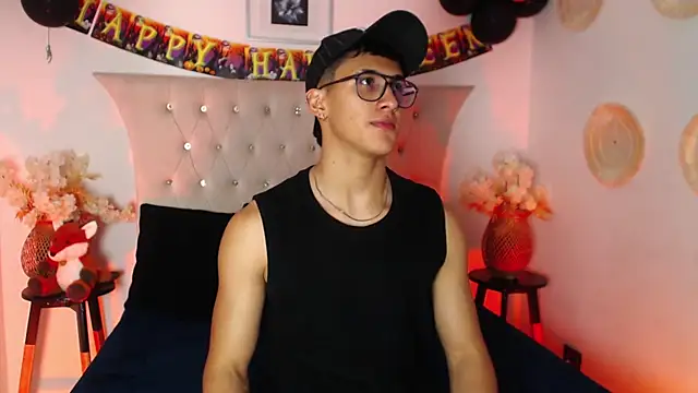 SalvadorFit online show from October 16, 2025, 8:28 pm