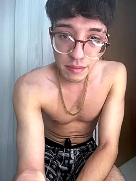 Snapshot of arthurdavies chatting on October 26, 2025, 3:40 am arthurdavies online show from October 26, 2025, 3:40 am