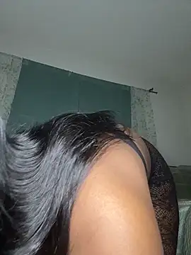 Snapshot of foreigntitts_ chatting on March 5, 2026, 2:41 am foreigntitts online show from March 5, 2026, 2:41 am