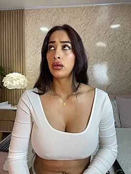 Snapshot of LawGoldman chatting on November 29, 2025, 10:21 pm LawGoldman online show from November 29, 2025, 10:21 pm