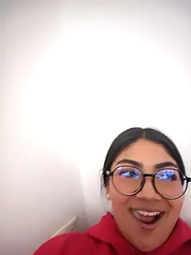 Violettabloom  online show from September 30, 2025, 7:53 pm