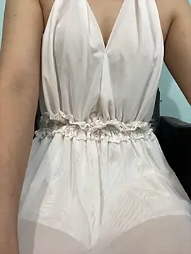 -Bigbutt- online show from November 8, 2025, 4:43 pm