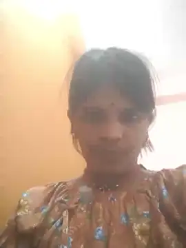 Snapshot of Hott_cutgirl chatting on October 10, 2025, 11:33 am Hott cutgirl online show from October 10, 2025, 11:33 am