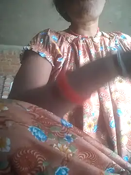 Snapshot of Hott_cutgirl chatting on November 11, 2025, 8:31 am Hott cutgirl online show from November 11, 2025, 8:31 am