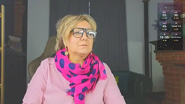 Marta Wils online show from December 1, 2025, 3:07 am