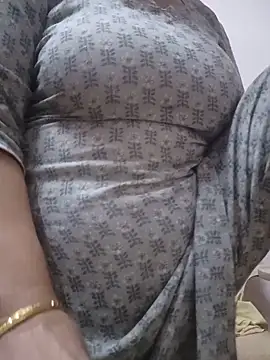Snapshot of Jeya_thakur chatting on June 3, 2026, 4:02 am Jeya thakur online show from June 3, 2026, 4:02 am