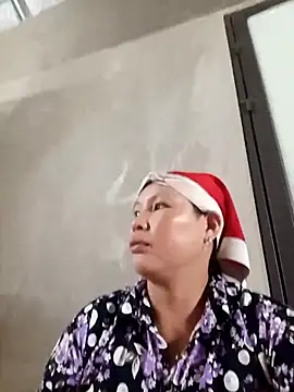 Snapshot of callistra chatting on October 31, 2025, 12:57 pm callistra online show from October 31, 2025, 12:57 pm