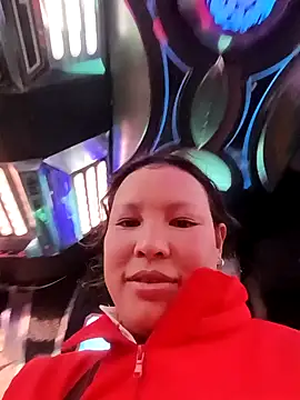 Snapshot of callistra chatting on October 20, 2025, 5:02 pm callistra online show from October 20, 2025, 5:02 pm