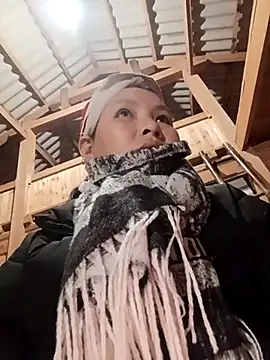 callistra online show from December 14, 2025, 12:33 pm