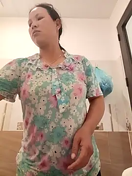 Snapshot of callistra chatting on October 17, 2025, 10:50 am callistra online show from October 17, 2025, 10:50 am