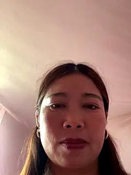 Milky-milk online show from October 26, 2025, 1:39 am