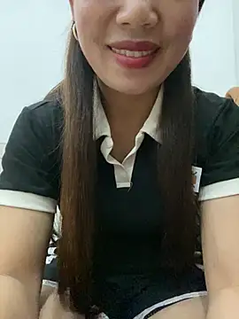 Snapshot of Milky-milk chatting on June 8, 2026, 2:17 pm Milky-milk online show from June 8, 2026, 2:17 pm
