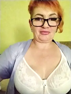 Alissa55552111 online show from October 6, 2025, 10:10 pm