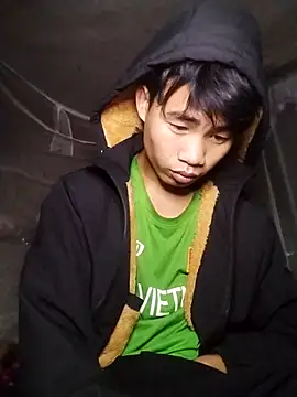 Snapshot of Nhyy_xx chatting on November 19, 2025, 10:37 am Nhyy xx online show from November 19, 2025, 10:37 am