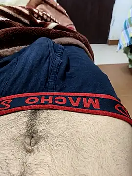 Snapshot of king_boy070 chatting on December 17, 2025, 9:47 am king boy070 online show from December 17, 2025, 9:47 am