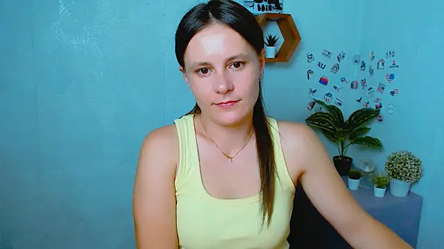 EvelinaMiss  online show from September 17, 2025, 1:35 pm