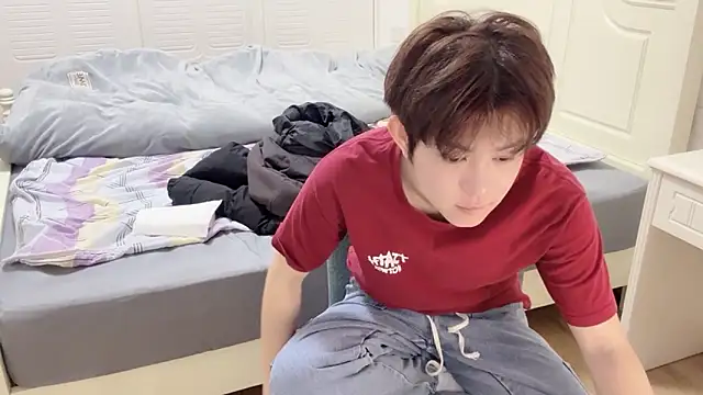 Snapshot of xlong00099 chatting on December 2, 2025, 7:21 am xlong00099 online show from December 2, 2025, 7:21 am