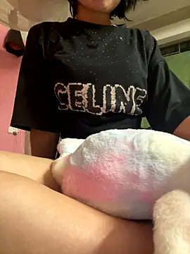 MIN088888 online show from September 24, 2025, 5:41 pm