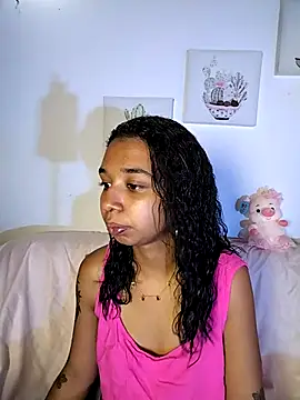 Suzanelee1 online show from October 17, 2025, 2:04 am