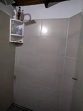 Suzanelee1 online show from October 10, 2025, 3:07 am