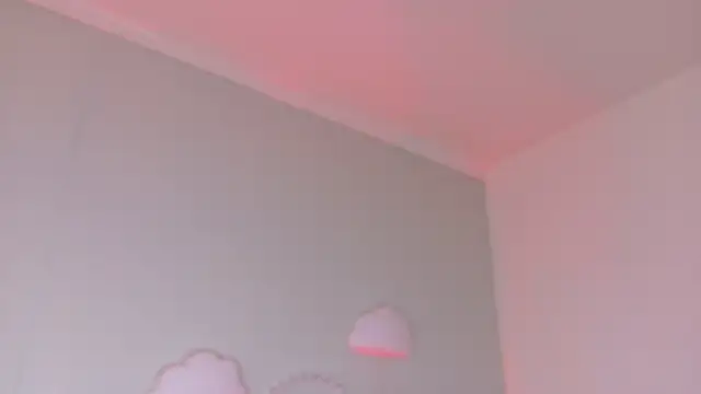 Snapshot of KeendraFox_ chatting on June 4, 2026, 9:47 am KeendraFox online show from June 4, 2026, 9:47 am