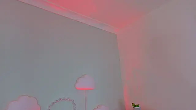 Snapshot of KeendraFox_ chatting on May 30, 2026, 9:37 am KeendraFox online show from May 30, 2026, 9:37 am