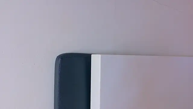 Snapshot of KeendraFox_ chatting on July 18, 2026, 8:56 am KeendraFox online show from July 18, 2026, 8:56 am